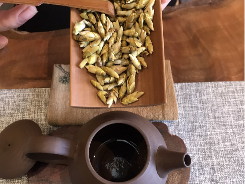 Lợi ích của trà móng rồng