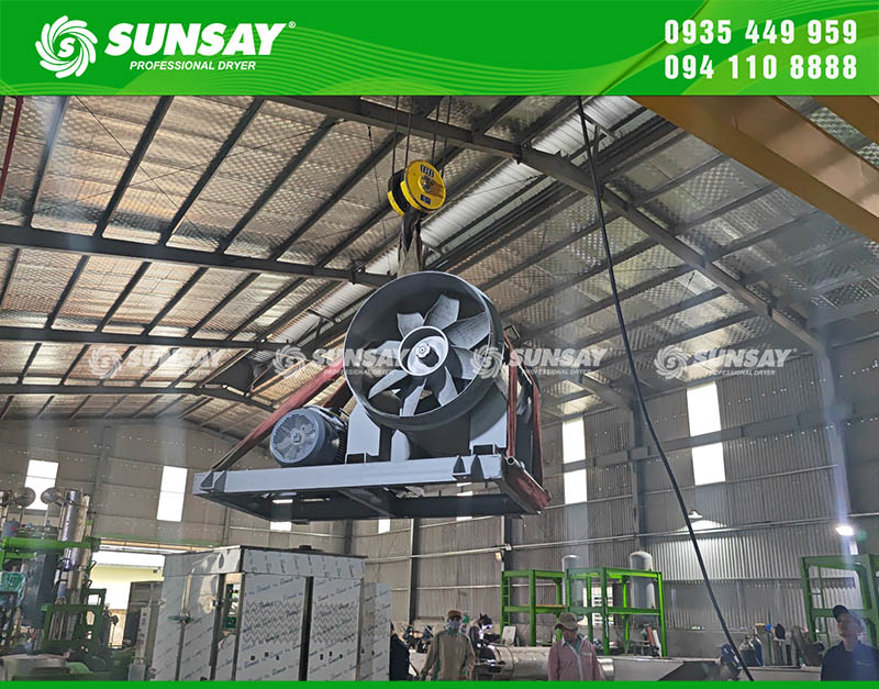 Quạt sấy công nghiệp được vận chuyển một cách cẩn thận